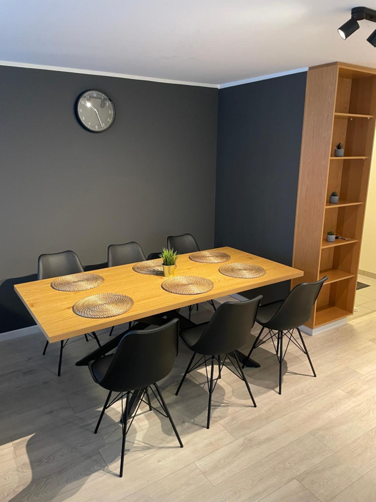 Iq Apartments 1 Кефлавик Экстерьер фото